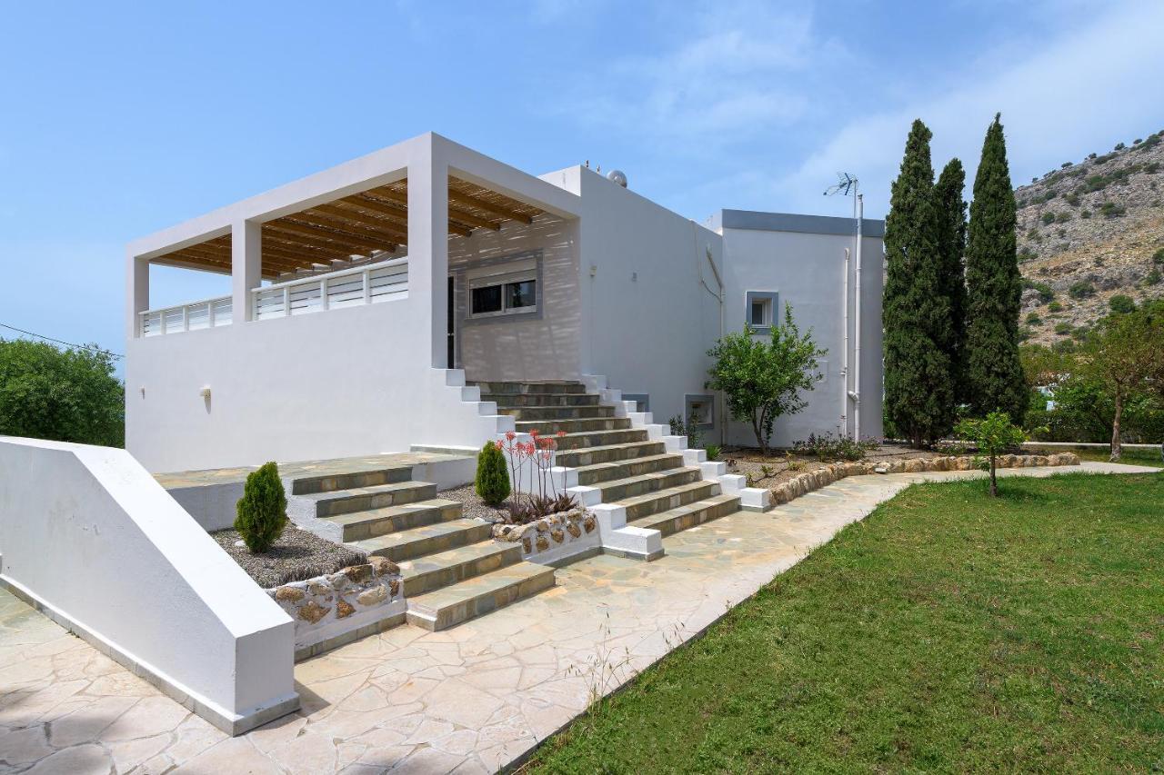 Villa Evelyn Pefki Exteriör bild
